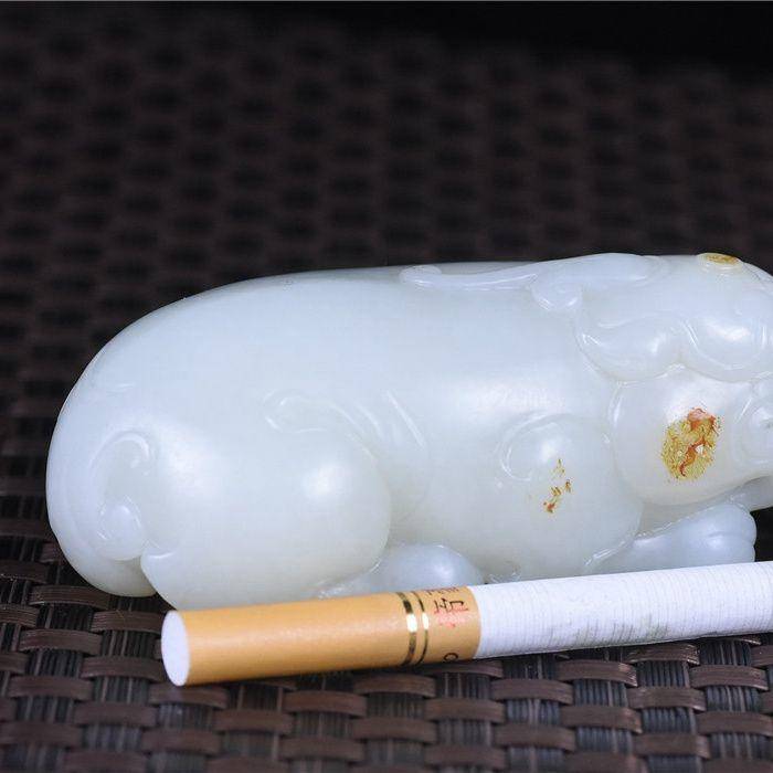 和田玉 洒金皮 招财貔貅 霸气 大手把件 重量级图8