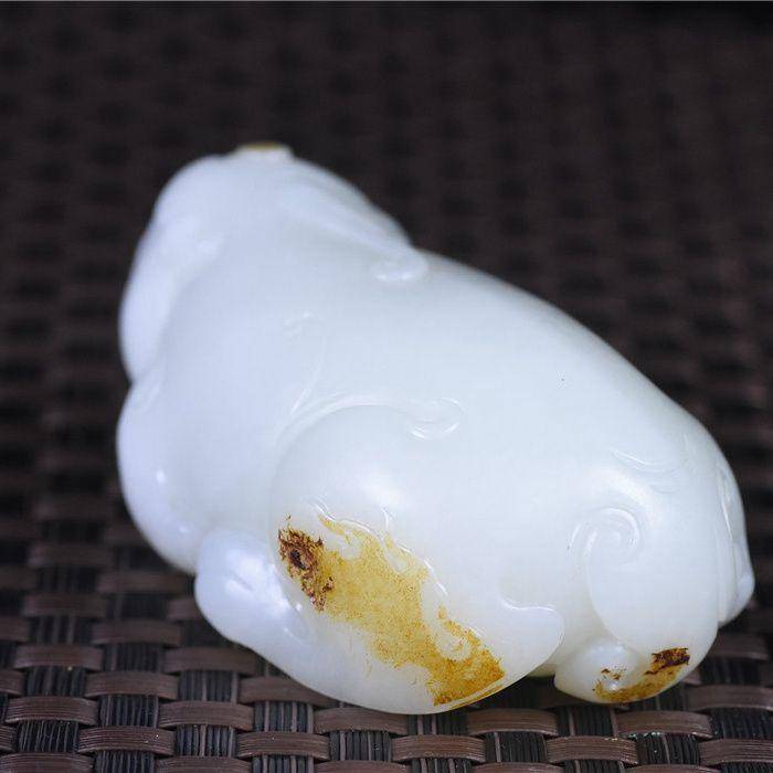 和田玉 洒金皮 招财貔貅 霸气 大手把件 重量级图12