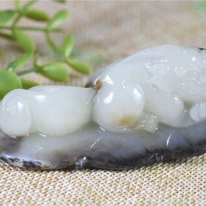 和田玉 招财貔貅 大业有成 小手把件图3