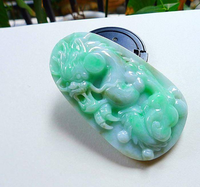自然光实拍!天然A货好种绿龙牌图5