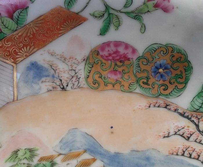 清晚期广彩精品开窗海棠型盘图4