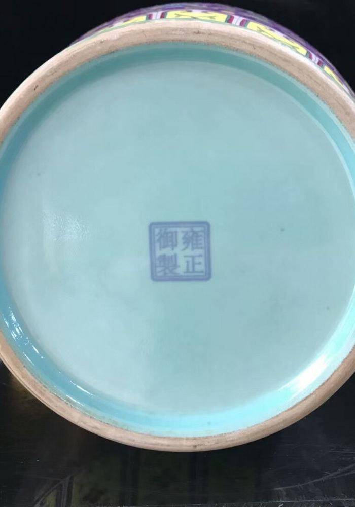 本金珐琅彩开窗花开富贵蝙蝠耳瓶一对图9