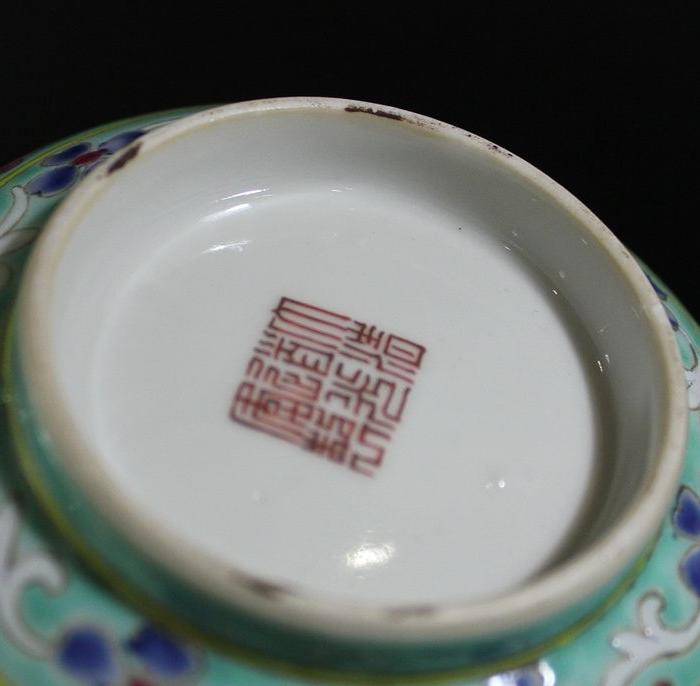 清道光 绿地粉彩花鸟碗图5