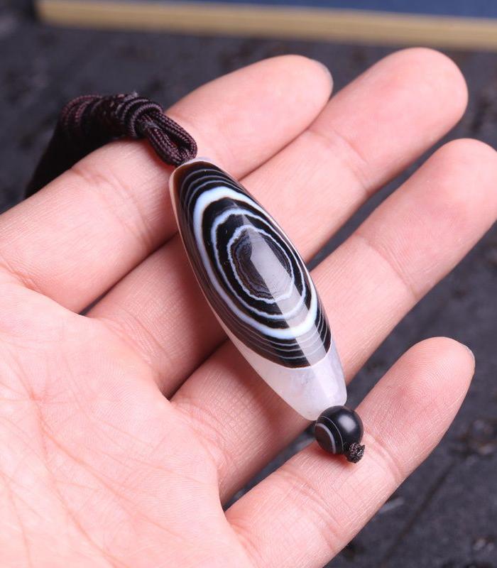 天然藏传天眼药师玛瑙吊坠