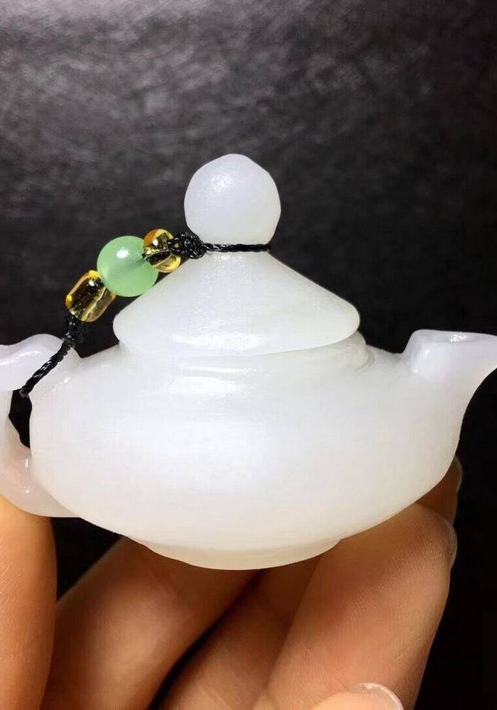 天然阿富汗玉把把壶手把件图4