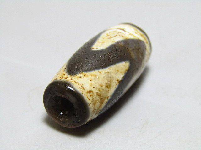 藏传玛瑙 HY天珠 包浆熟厚图9