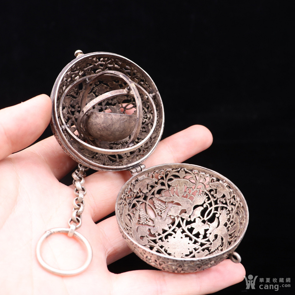 老银镂空花鸟纹香薰球 赠品