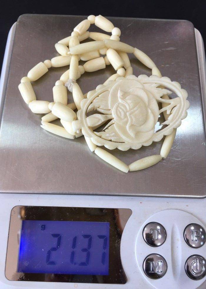 8091欧洲回流骨雕项链图10
