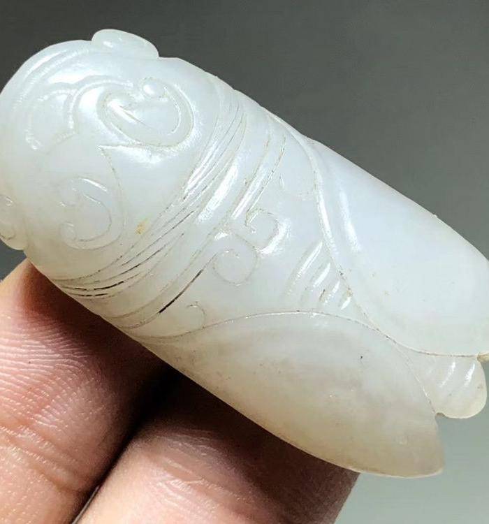 明 和田白玉籽料 一级羊脂白 知了 挂件 手工雕刻 工艺精美 细节拿捏图2