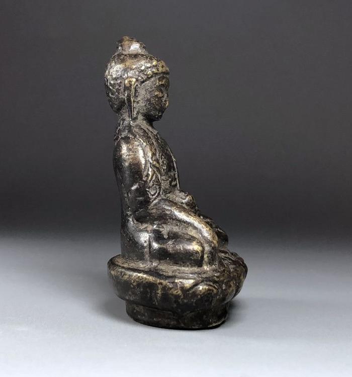 图为五月天华人开心婷婷网 夜夜干学生高清图片