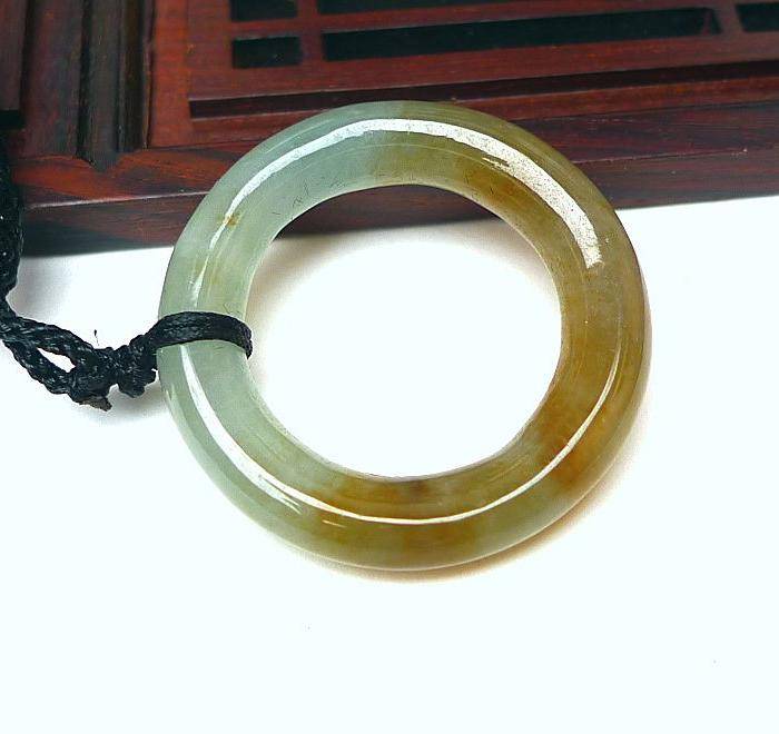 金牌 冰润带翡平安环吊坠图3