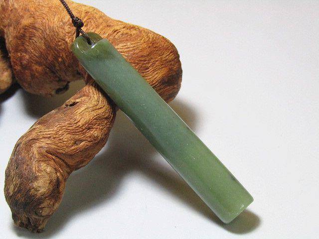 晚清和田玉 翎管 包浆熟厚 风化清晰图2