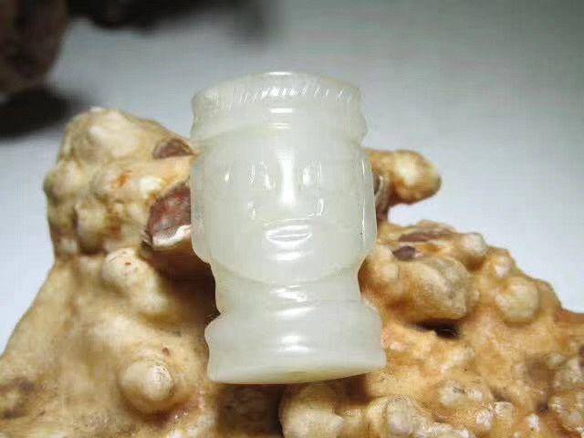 清 和田玉 守护卫士 翁仲 头像 背鱼 玉质细腻 雕刻古朴大气 手感油图4