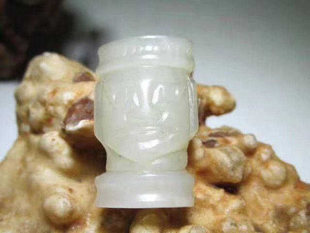 清 和田玉 守护卫士 翁仲 头像 背鱼 玉质细腻 雕刻古朴大气 手感油图5