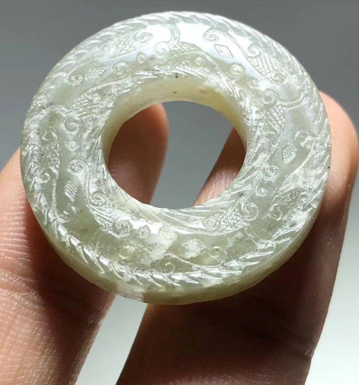 明代 回纹 和田玉 玉璧 工艺精美 繁琐 包浆厚重 皮壳 自然 精品一图3