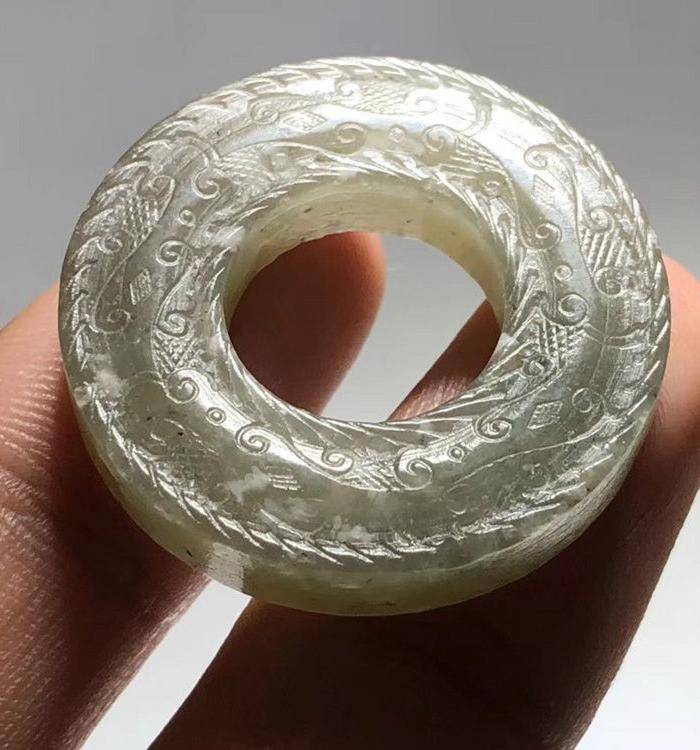 明代 回纹 和田玉 玉璧 工艺精美 繁琐 包浆厚重 皮壳 自然 精品一图6