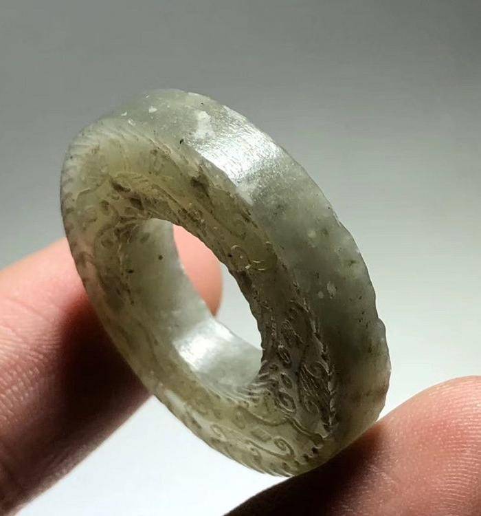 明代 回纹 和田玉 玉璧 工艺精美 繁琐 包浆厚重 皮壳 自然 精品一图7