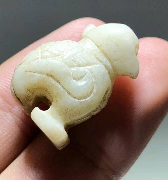 清 和田玉 祥瑞鸟 手工雕刻 工艺精美 造型独特 佩戴 漂亮 包浆老厚图6