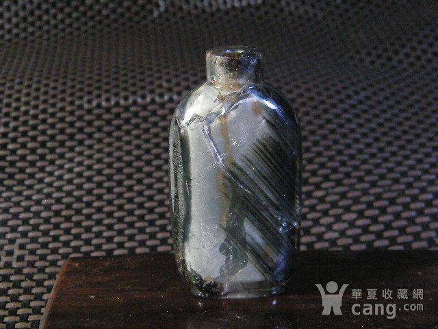 清中期老琉璃鼻烟壶图3