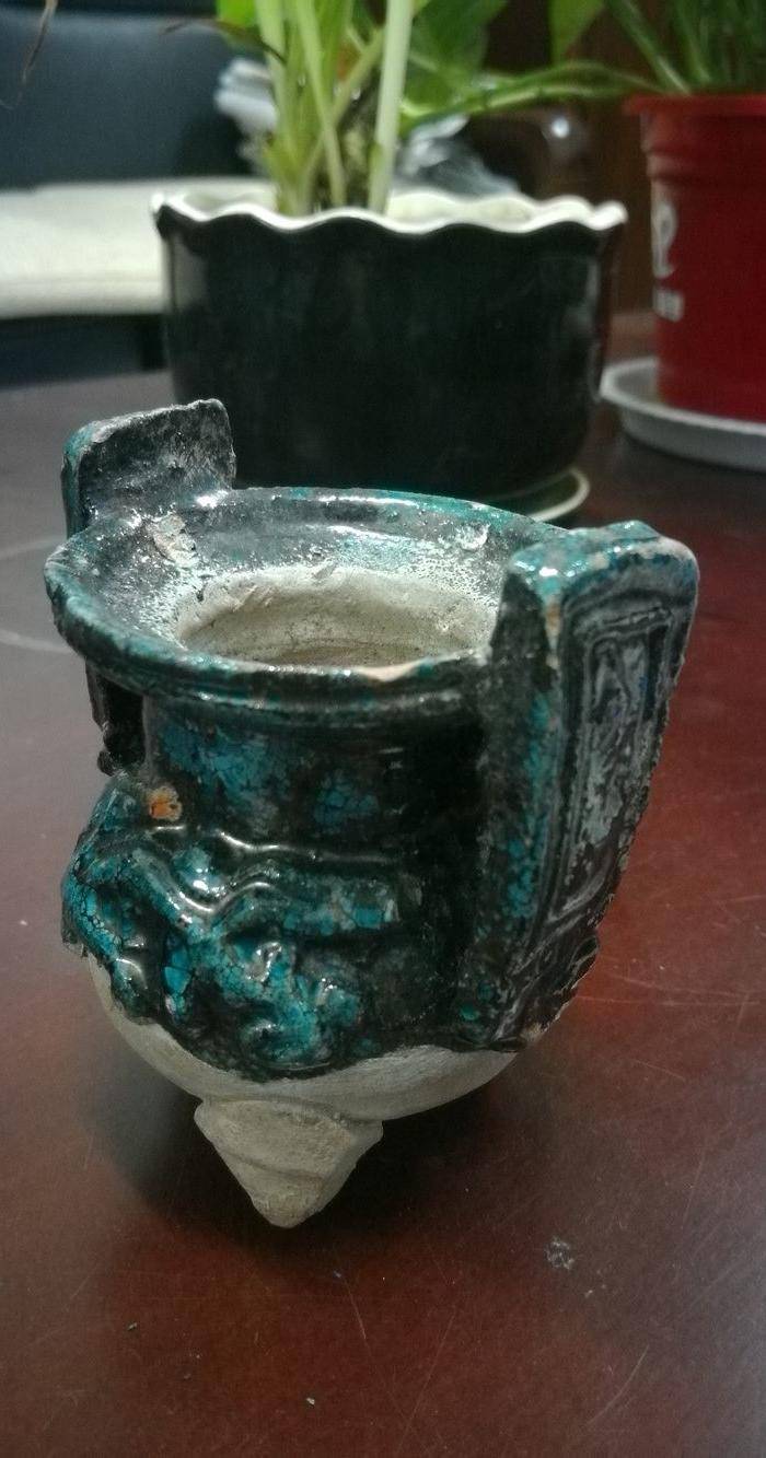 金牌 元代孔雀蓝釉龙纹香炉图5