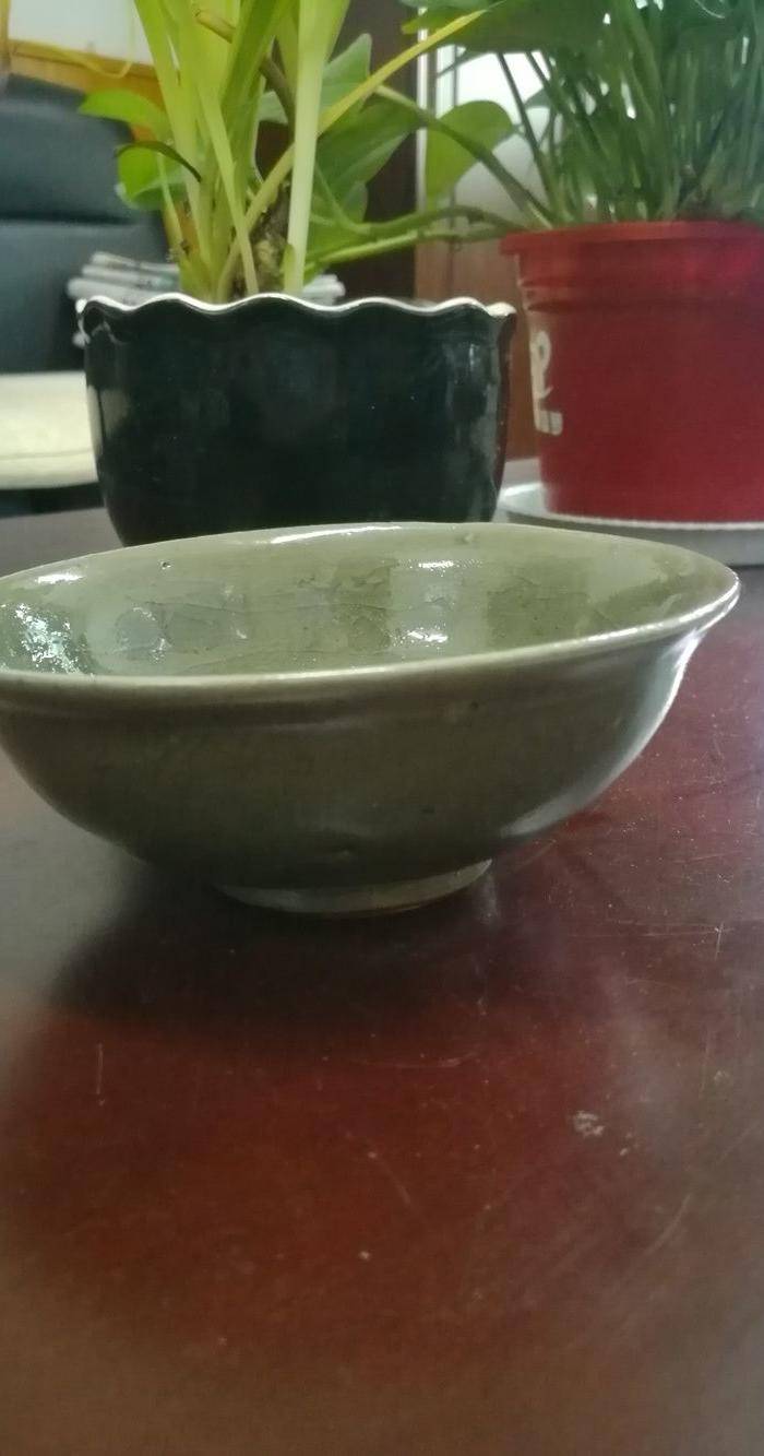 金牌 元代龙泉窑小碗图3