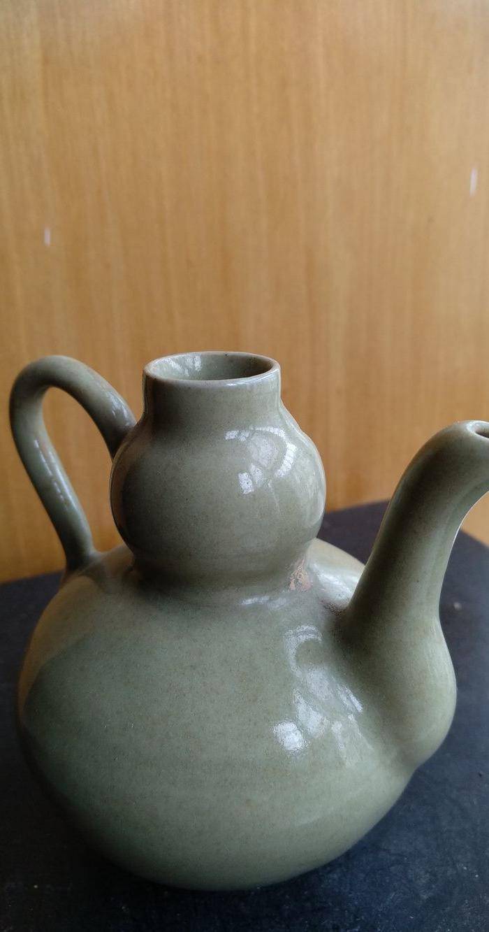 明晚豆青釉葫芦型酒壶,高8.3Cm图3
