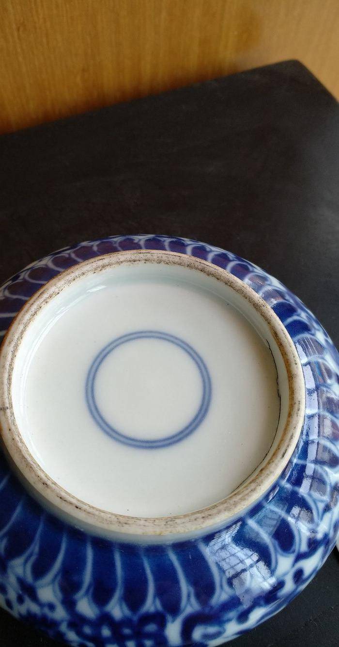 清代青花带盖水呈,高:4Cm,口径5.8Cm。精美文房佳器。图4