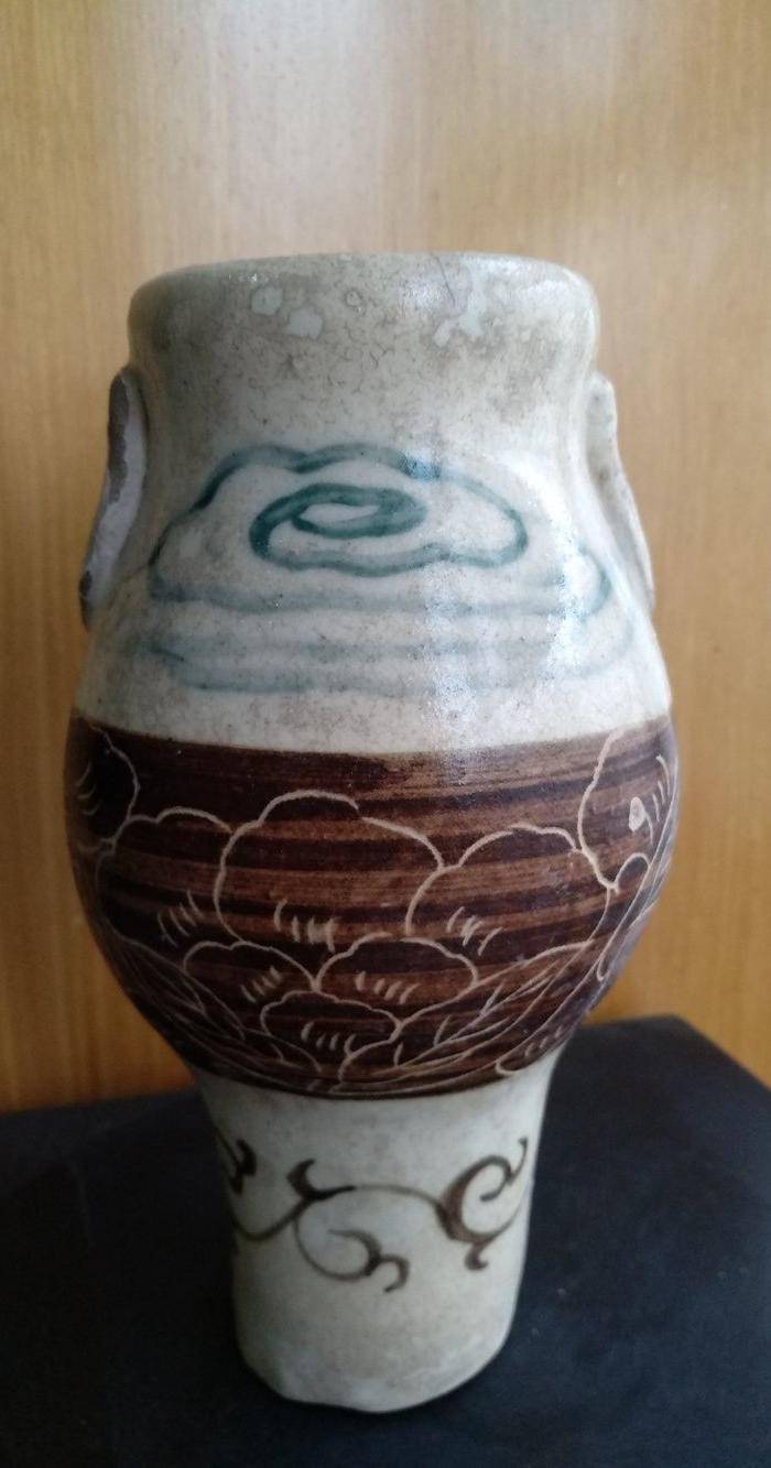 珍稀。宋磁州窑釉下绿彩 刻花 釉上褐彩瓶。高17.5Cm。图3