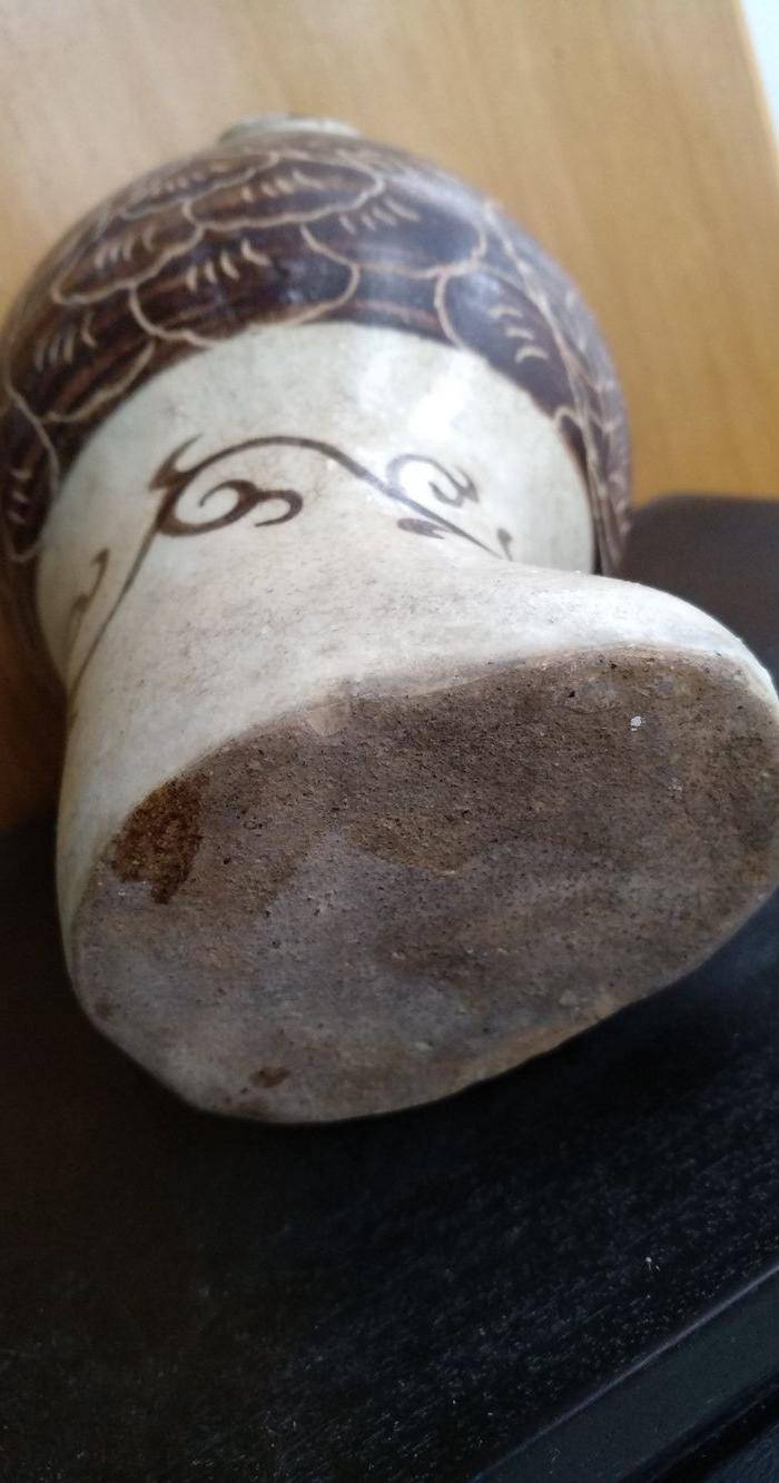 珍稀。宋磁州窑釉下绿彩 刻花 釉上褐彩瓶。高17.5Cm。图7