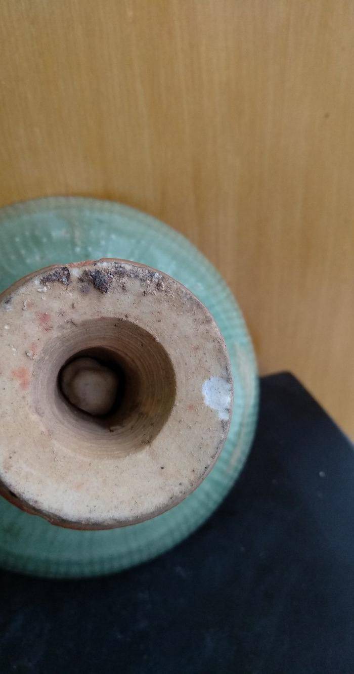 元龙泉梅子青釉高足杯 锯口 ,高7.5Cm,口径11Cm。图6