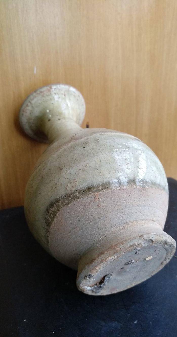 元,青黄釉玉壶春瓶高12.5Cm,口径4,3Cm。图4