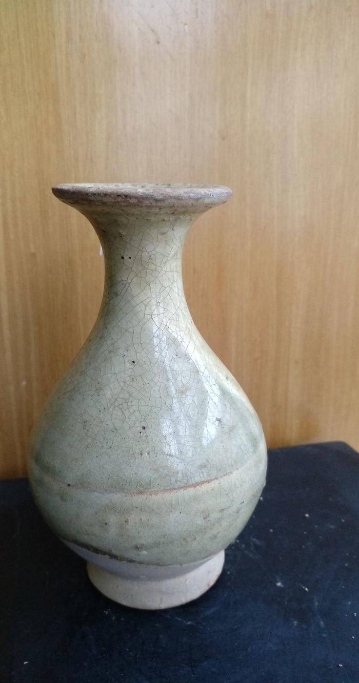 元,青黄釉玉壶春瓶高12.5Cm,口径4,3Cm。图3
