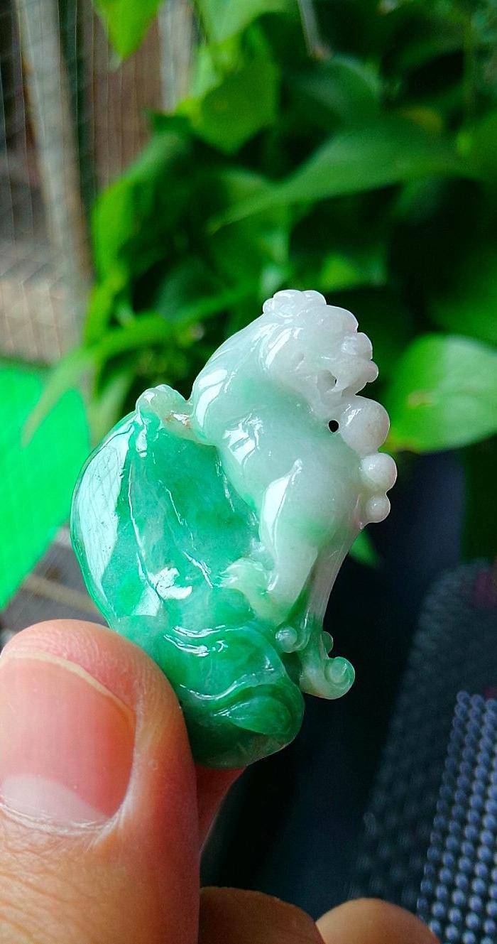 冰润带阳绿貔貅吊坠图3