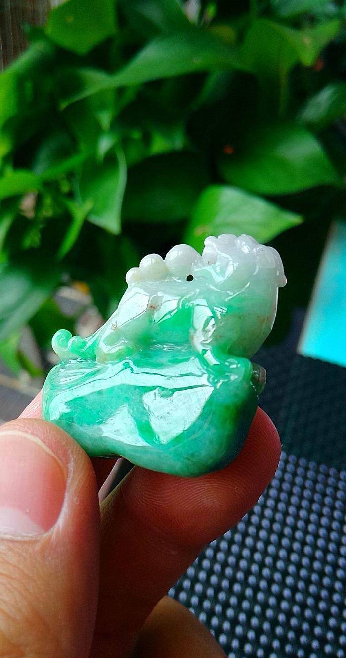 冰润带阳绿貔貅吊坠图8