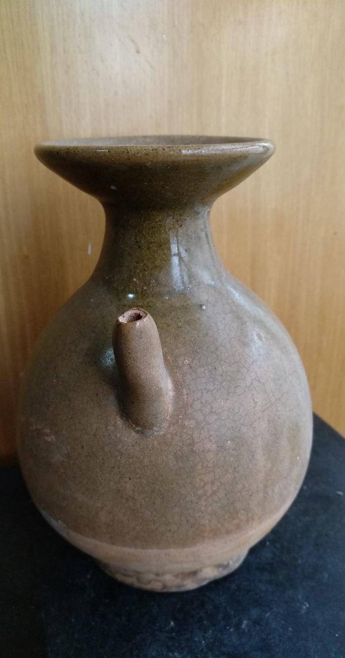 唐,浙江窑口盘口注子,全品相。高14.5Cm,盘口径6.9Cm。图2