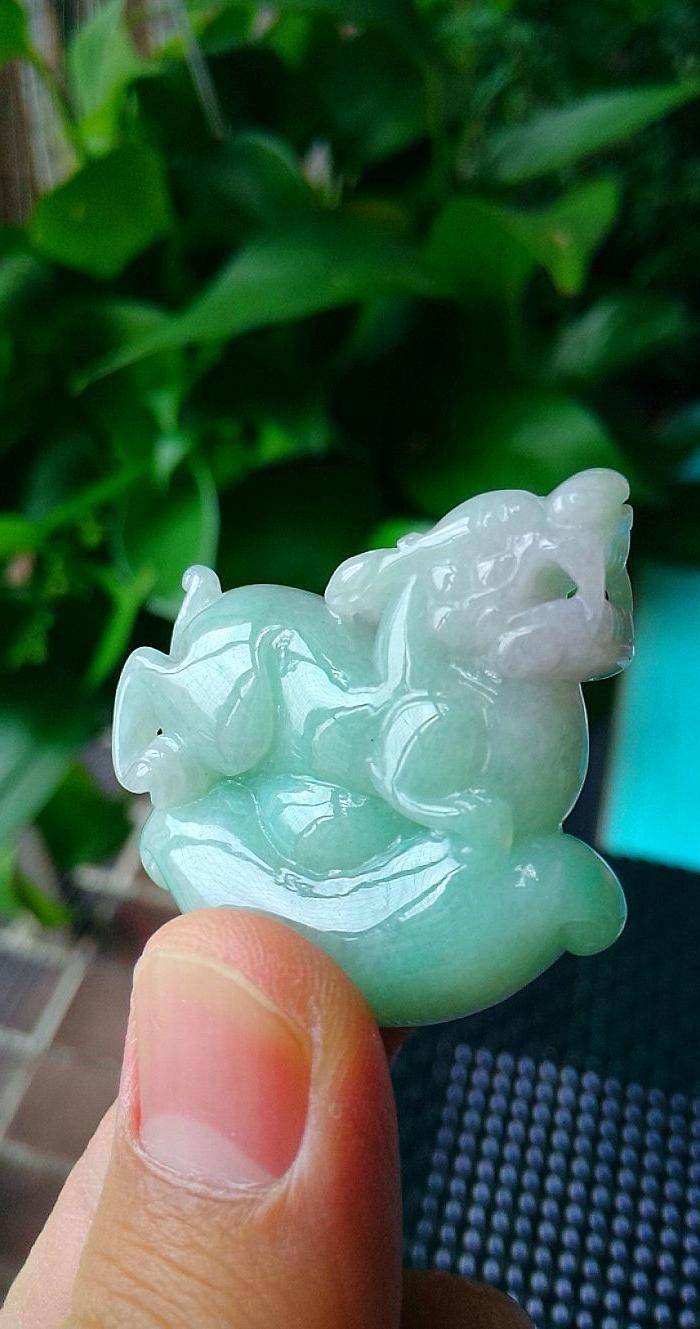 冰润满绿貔貅吊坠图8