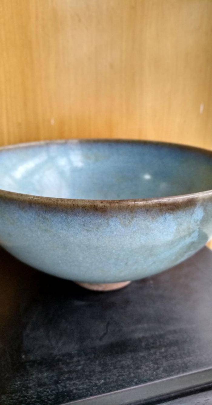 宋 元钧窑碗。口径17.5Cm,高85Cm。图4