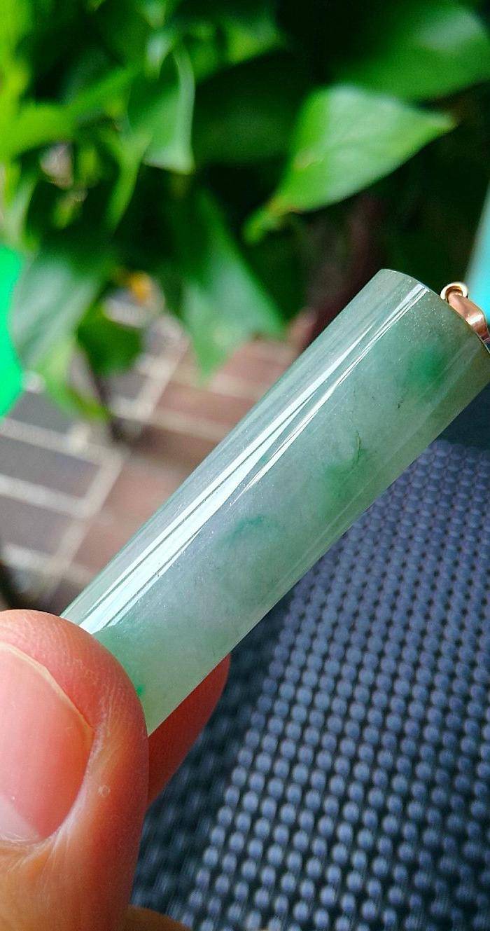 18k金冰润满绿拎管图7
