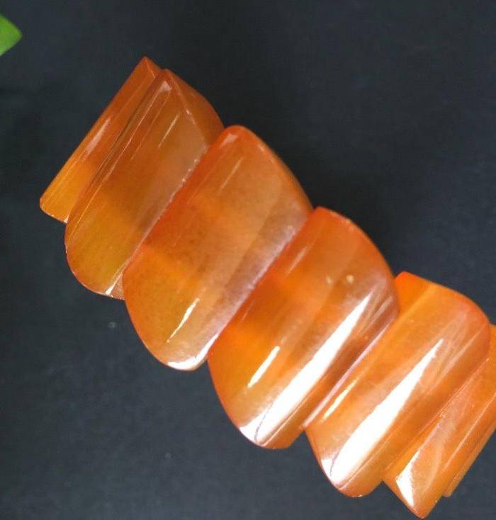 8004欧洲回流蜜蜡手牌图5