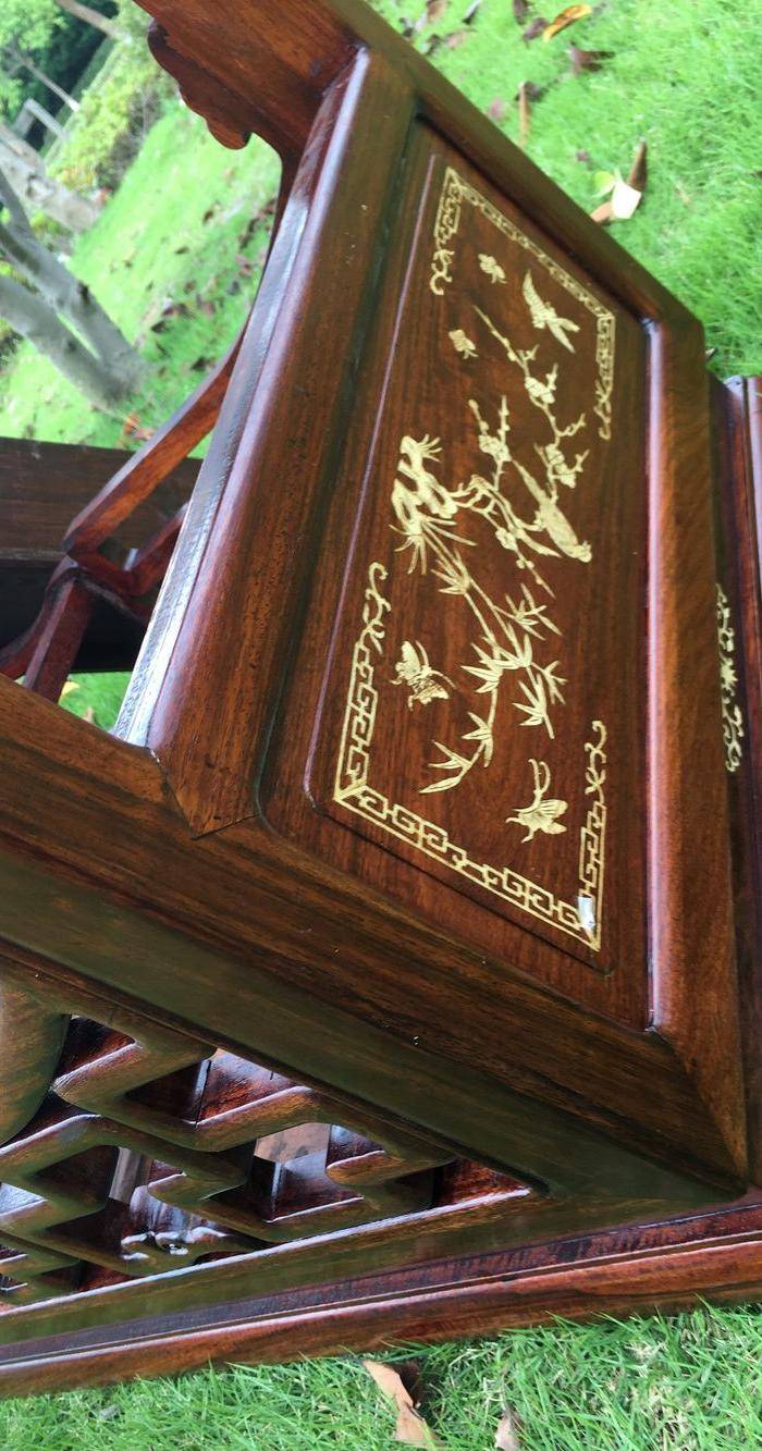 花梨木四面功嵌骨画桌图9