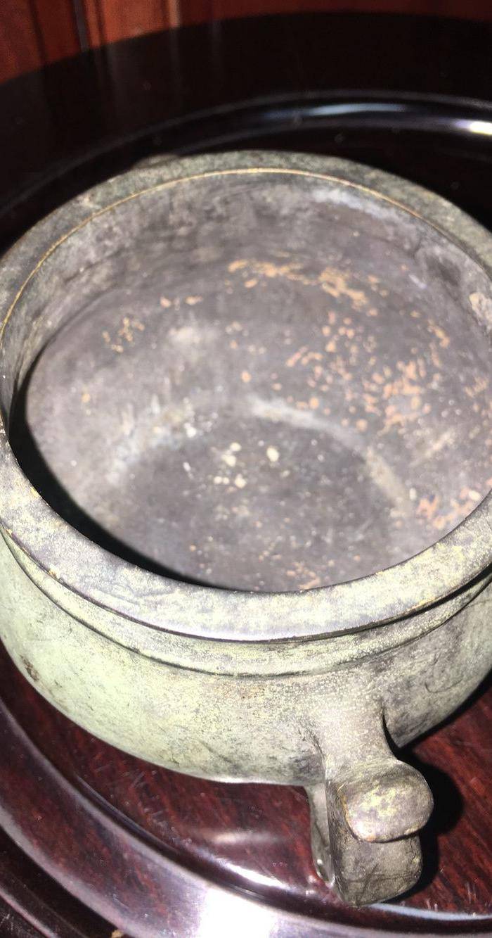 铜香炉一个图8