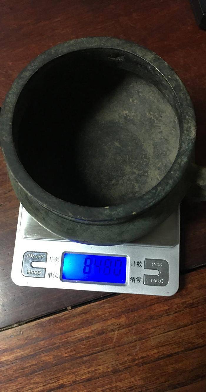 铜香炉一个图9