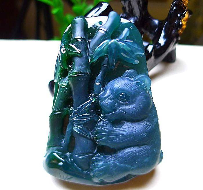 天然A货翡翠老坑水润蓝水国宝熊猫胸有成竹图7