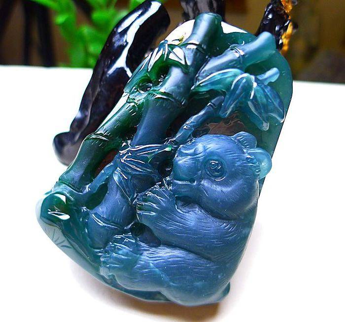 天然A货翡翠老坑水润蓝水国宝熊猫胸有成竹图8