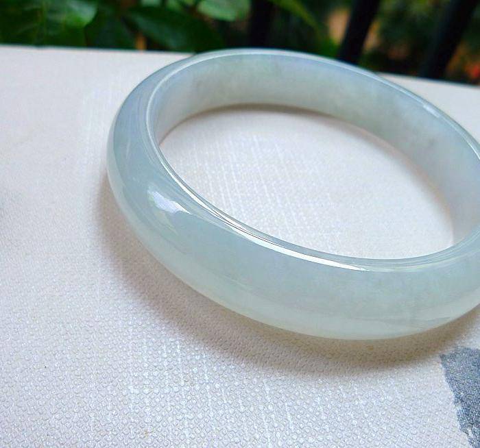 天然A货翡翠老坑水润冰种手镯图4