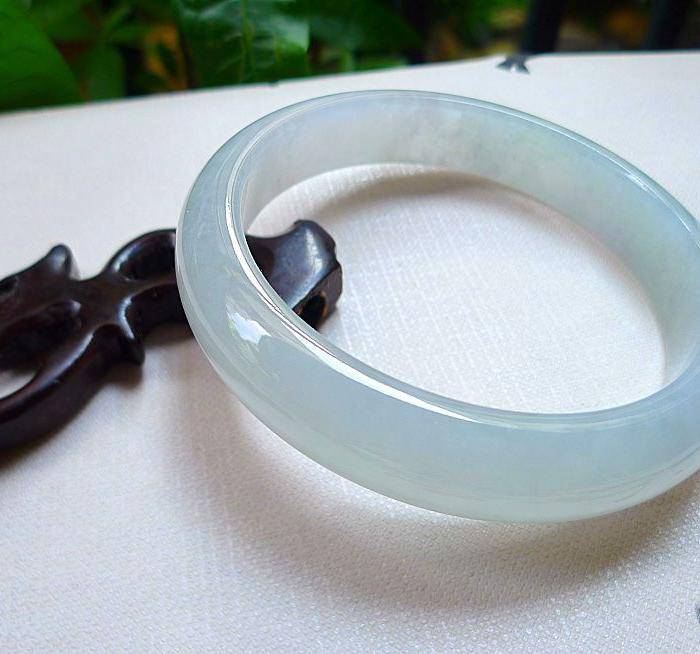 天然A货翡翠老坑水润冰种手镯图2
