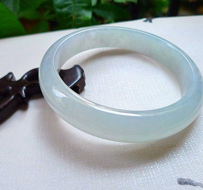 天然A货翡翠老坑水润冰种手镯图7