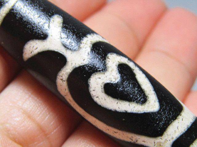 藏传 玛瑙古瓶 天珠 包浆醇熟图2