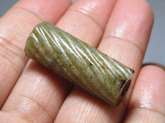明 和田玉 绳纹 勒子包浆熟润醇厚图7