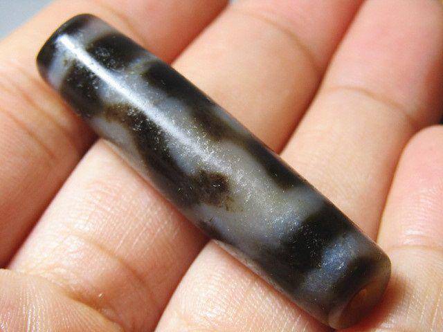 藏传玛瑙 三眼天珠 风化清晰图8